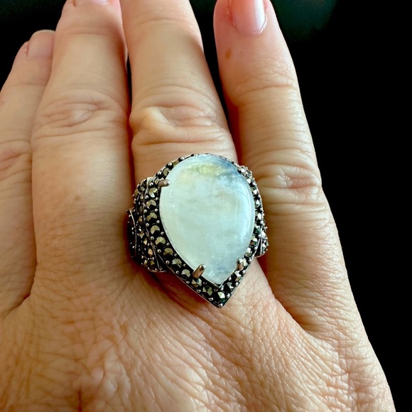 Vintage inspired Moonstone ring size 7 - Picture 5 of 13
